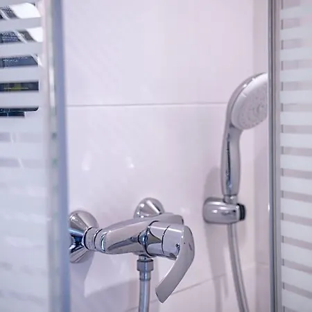 Hotel Ibis Budget Parc Des Expositions Reims