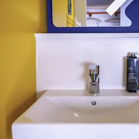 Ibis Budget Parc Des Expositions 2* Reims